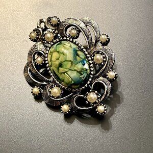 Sara Coventry Faux Aqua Green Stone & Faux Pearl Brooch